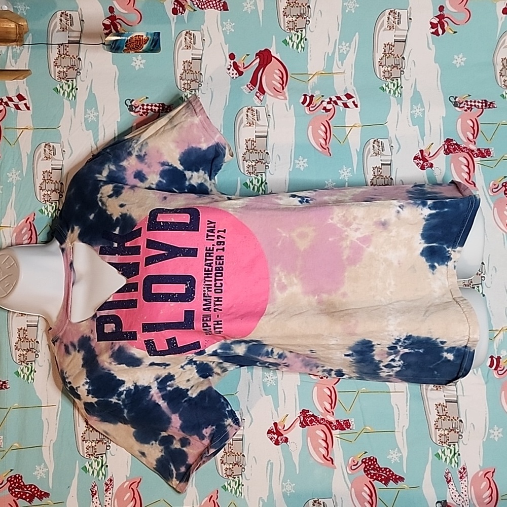 Pink Floyd tie dye cut out shirt size Medium
